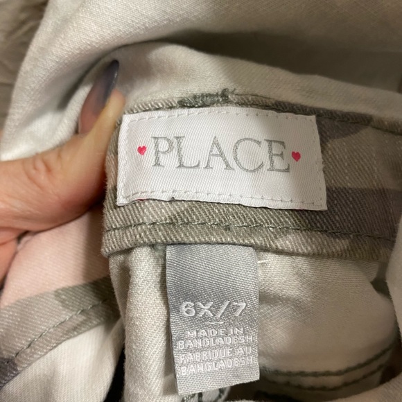 Green & Pink Camo Girls Overall Shorts Size 6X/7 EUC - Picture 5 of 5